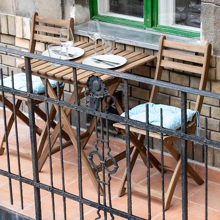 Vinitus Budapest Centro Bagian luar foto